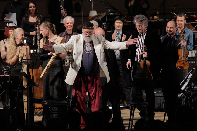 2009 carnegie hall-riley 14